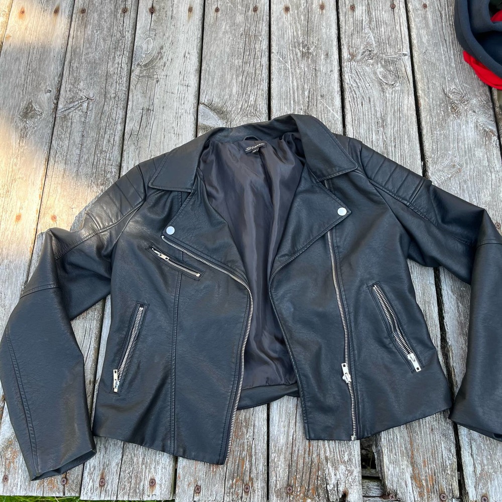 Shinestar black leather jacket large